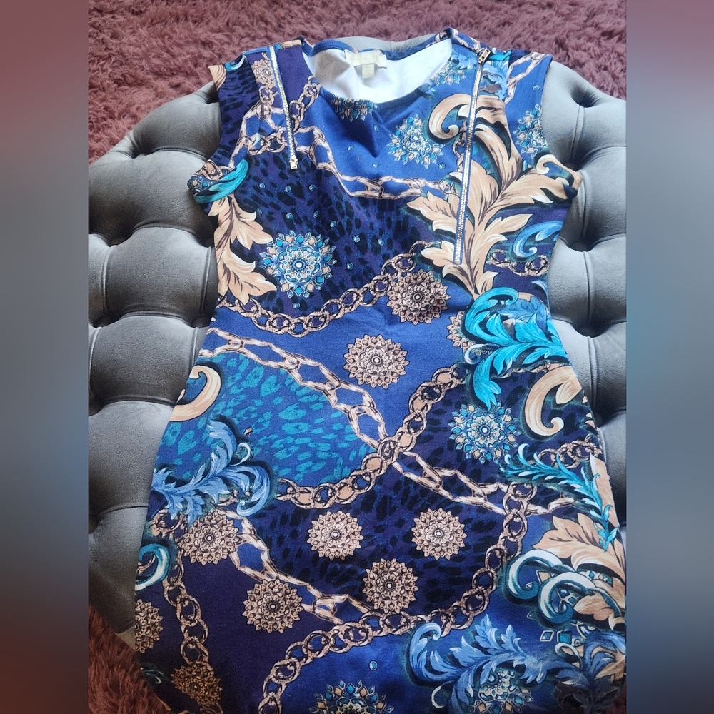Nicki Minaj Blue and Gold Patterned Mini Dress - Picture 3 of 6